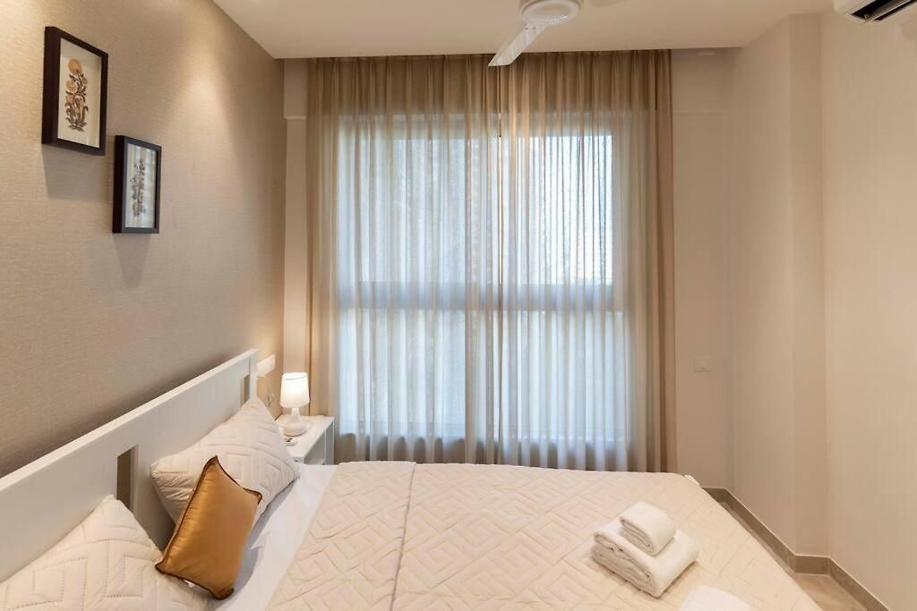Apartment Ambient, Stylish 1bhk In Hiranandani Powai