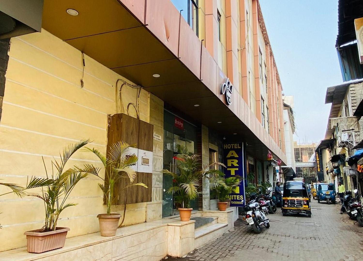 Hotel Arton Regency - Near International Airport