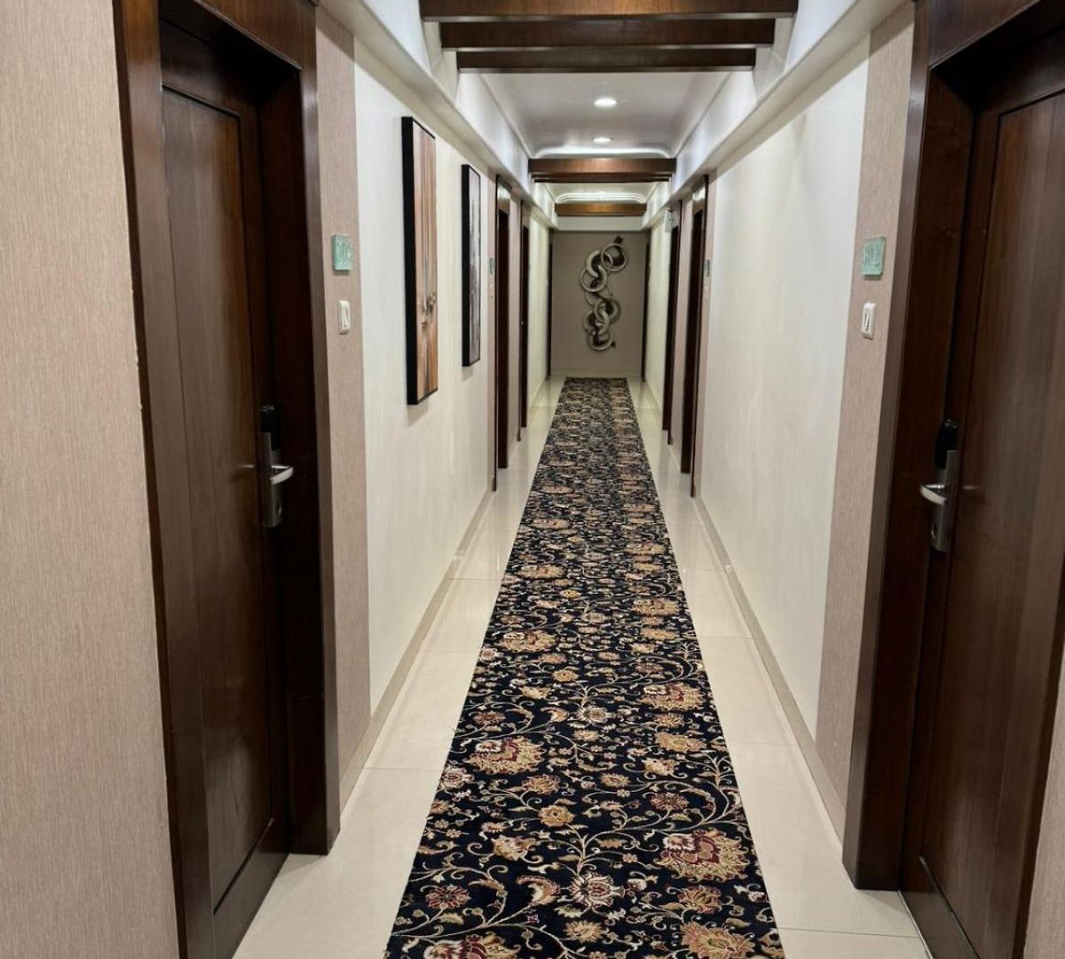Suba Palace Near Gateway Of India 4* Mumbai