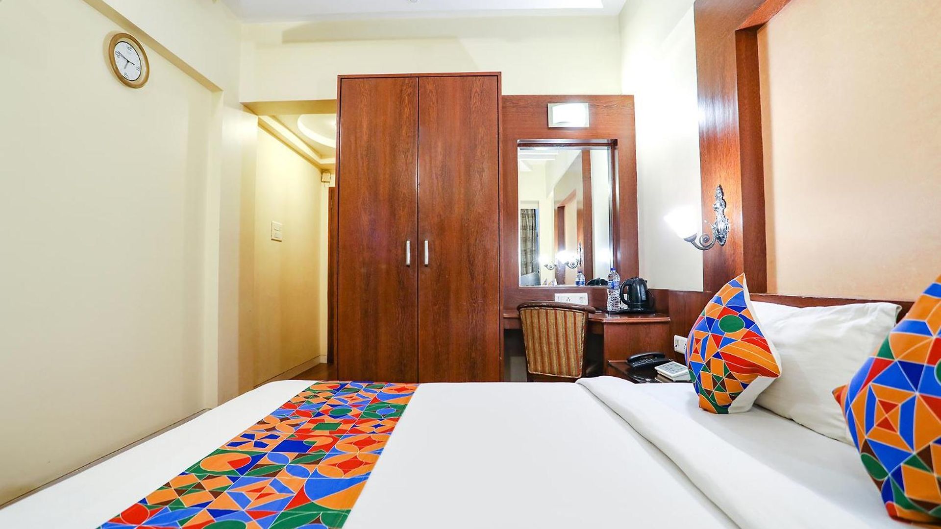 Fabhotel Shubhangan - Nr Bandra Mumbai