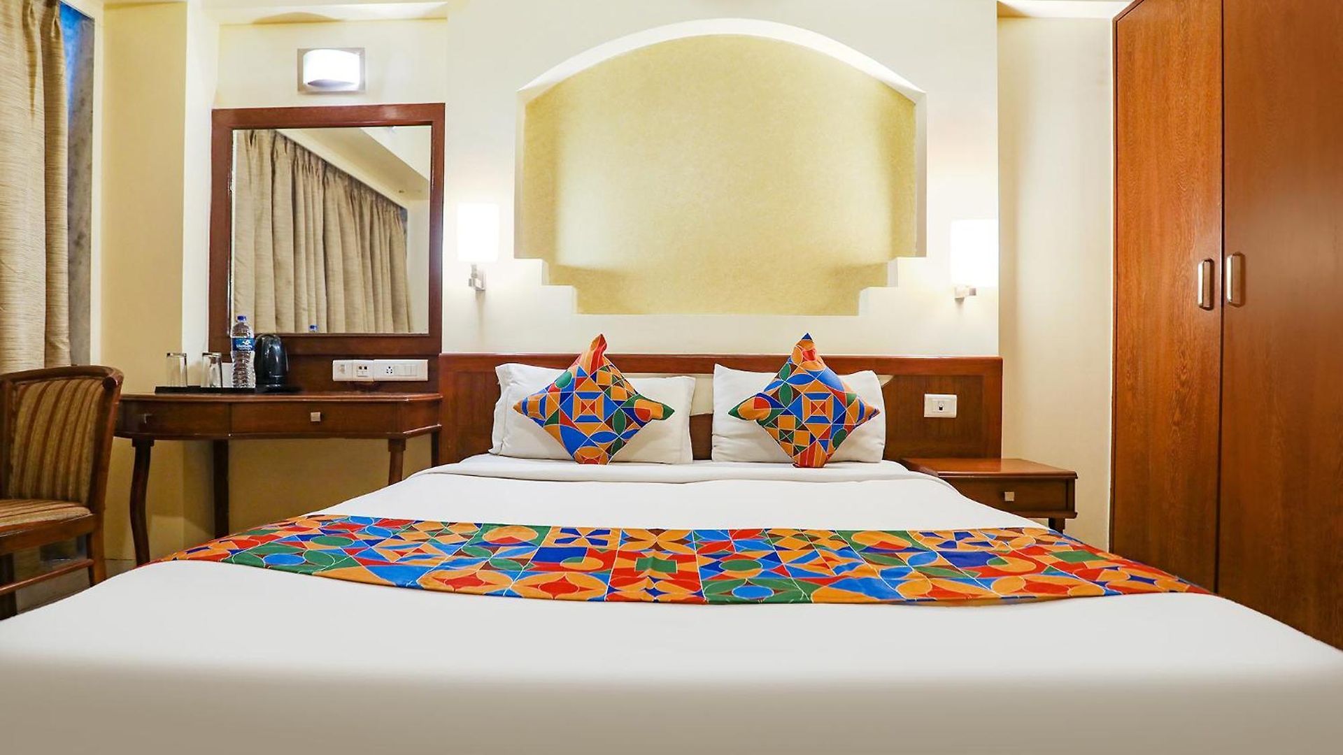 Fabhotel Shubhangan - Nr Bandra Hotel Mumbai