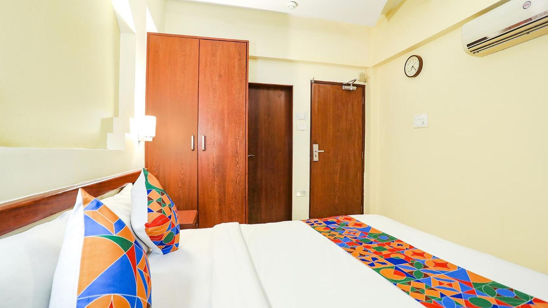 Fabhotel Shubhangan - Nr Bandra 3*