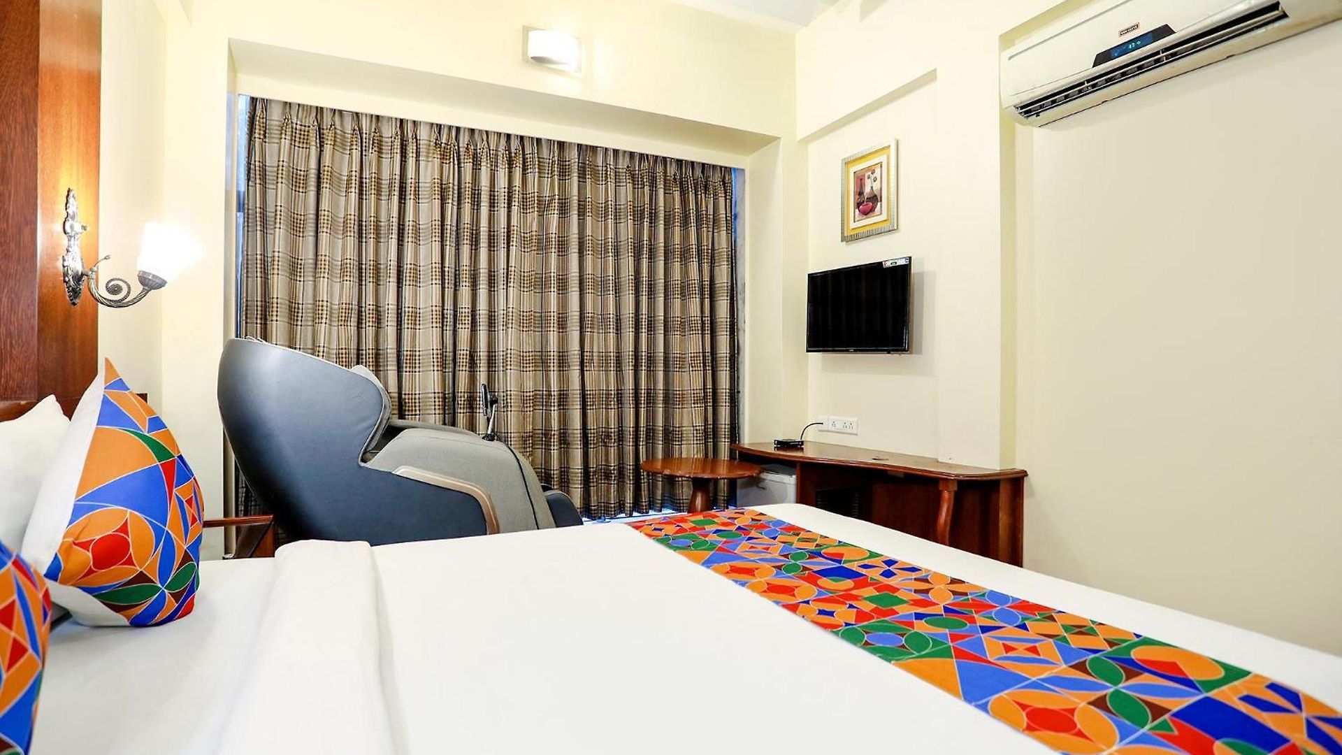 Fabhotel Shubhangan - Nr Bandra Hotel