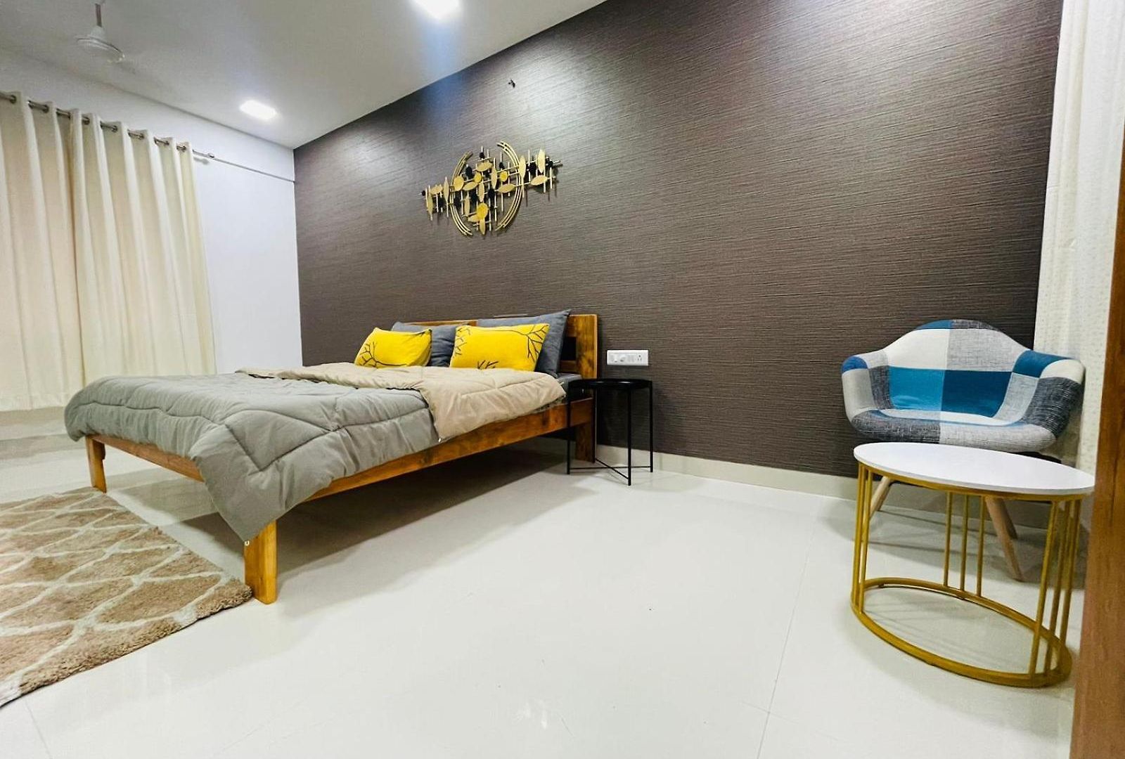 Luxe-bnb Near Airport Homestay Mumbai
