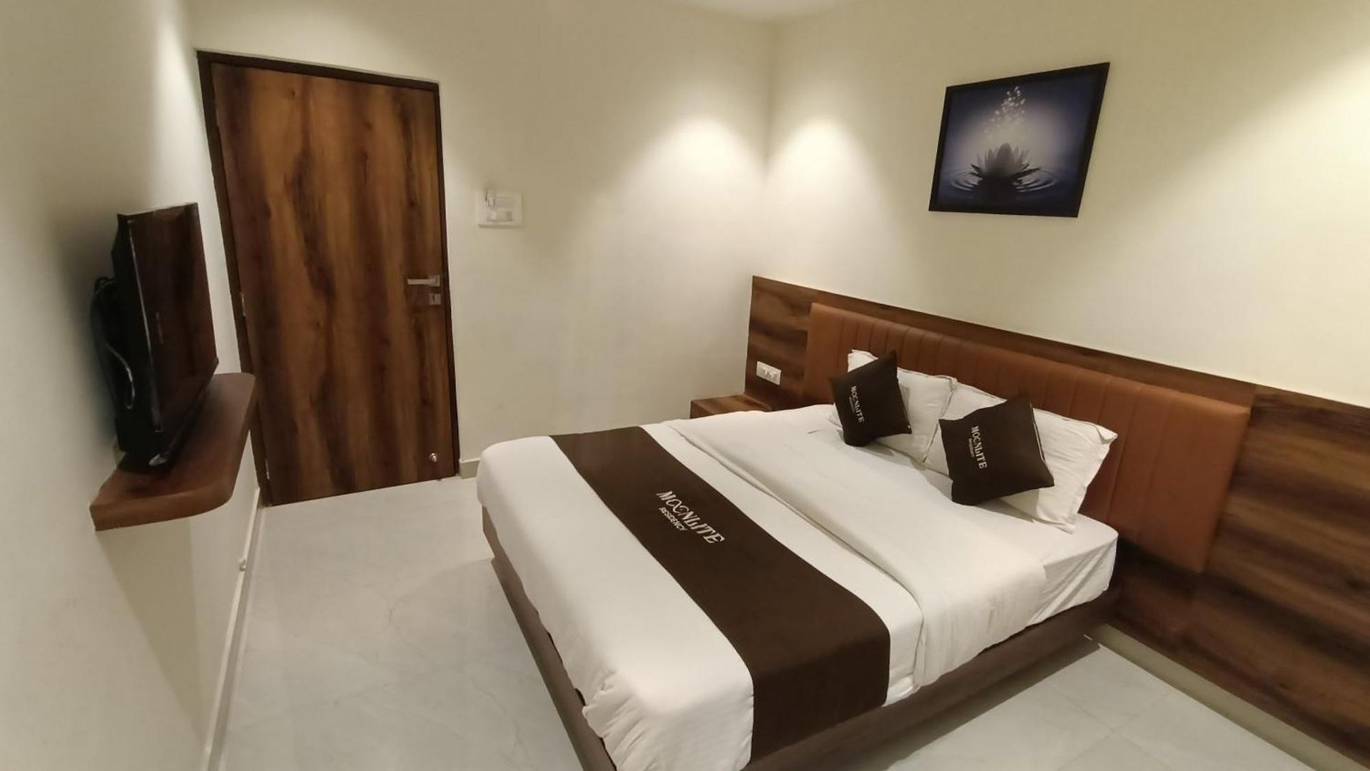 Moon Lite Residency - Marve Road Malad West - Premium Couple Friendly Mumbai