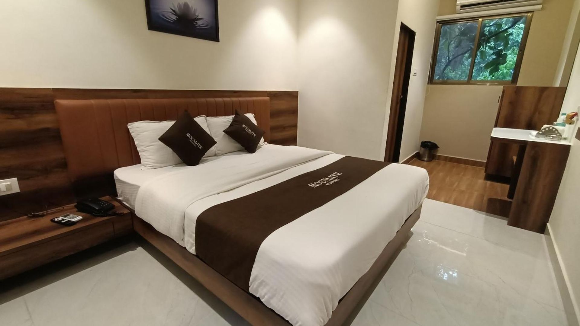 Moon Lite Residency - Marve Road Malad West - Premium Couple Friendly Mumbai