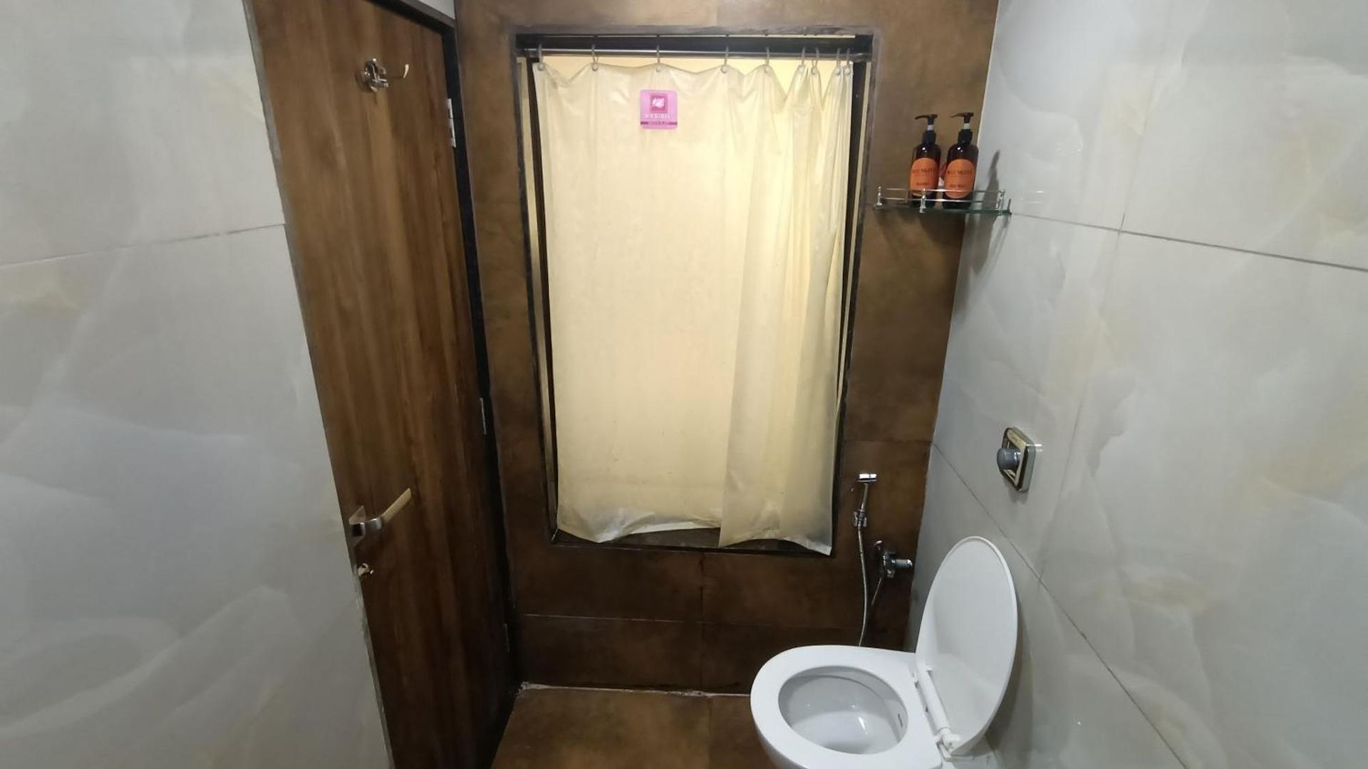 Hotel Moon Lite Residency - Marve Road Malad West - Premium Couple Friendly 2*