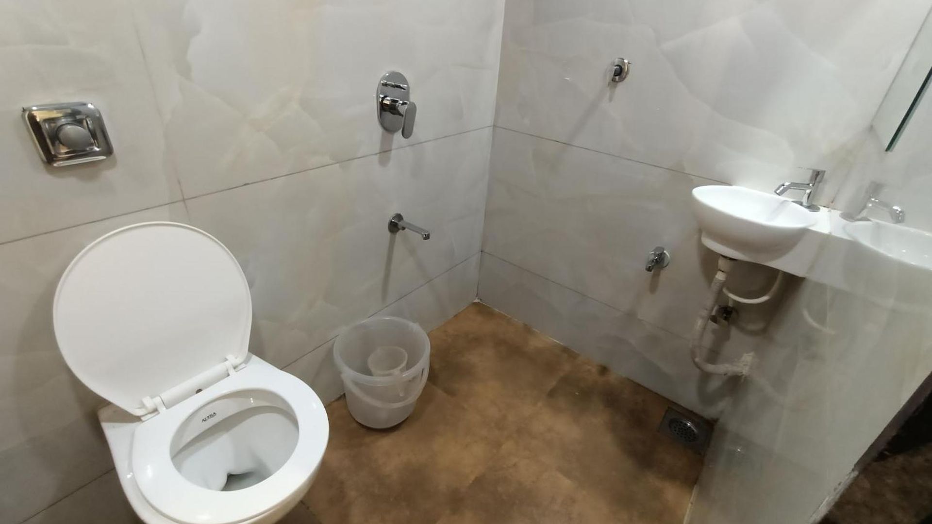 Moon Lite Residency - Marve Road Malad West - Premium Couple Friendly Hotel Mumbai