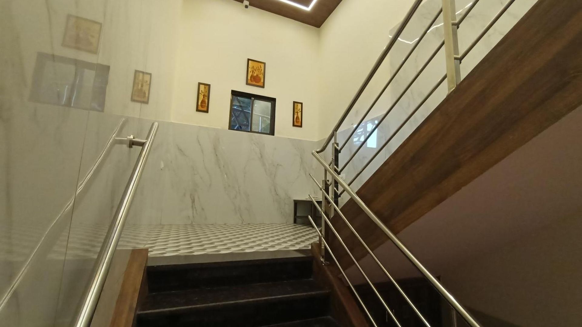 Hotel Moon Lite Residency - Marve Road Malad West - Premium Couple Friendly 2*
