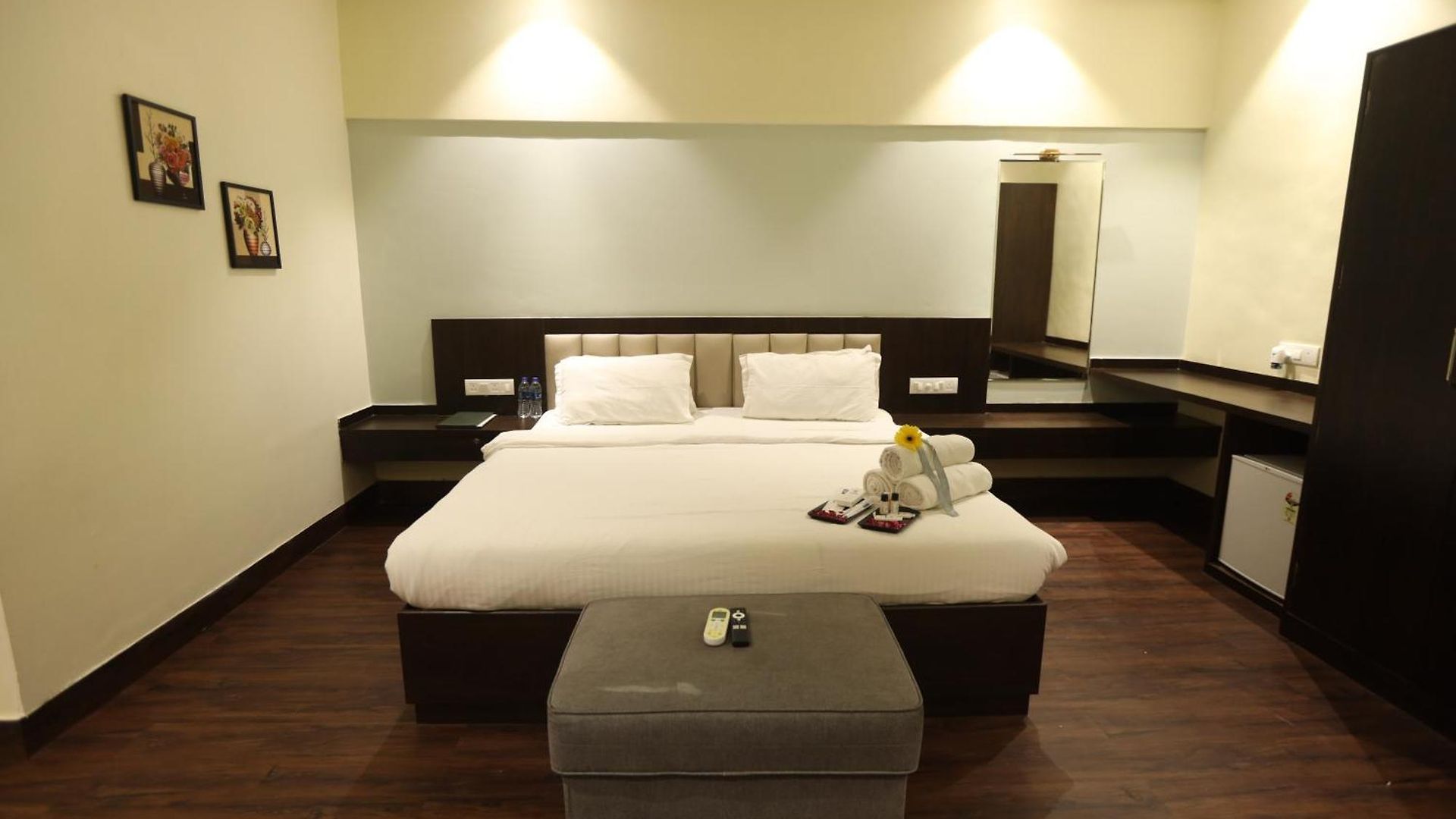 Country By Kempinski And - International Airport 3*
