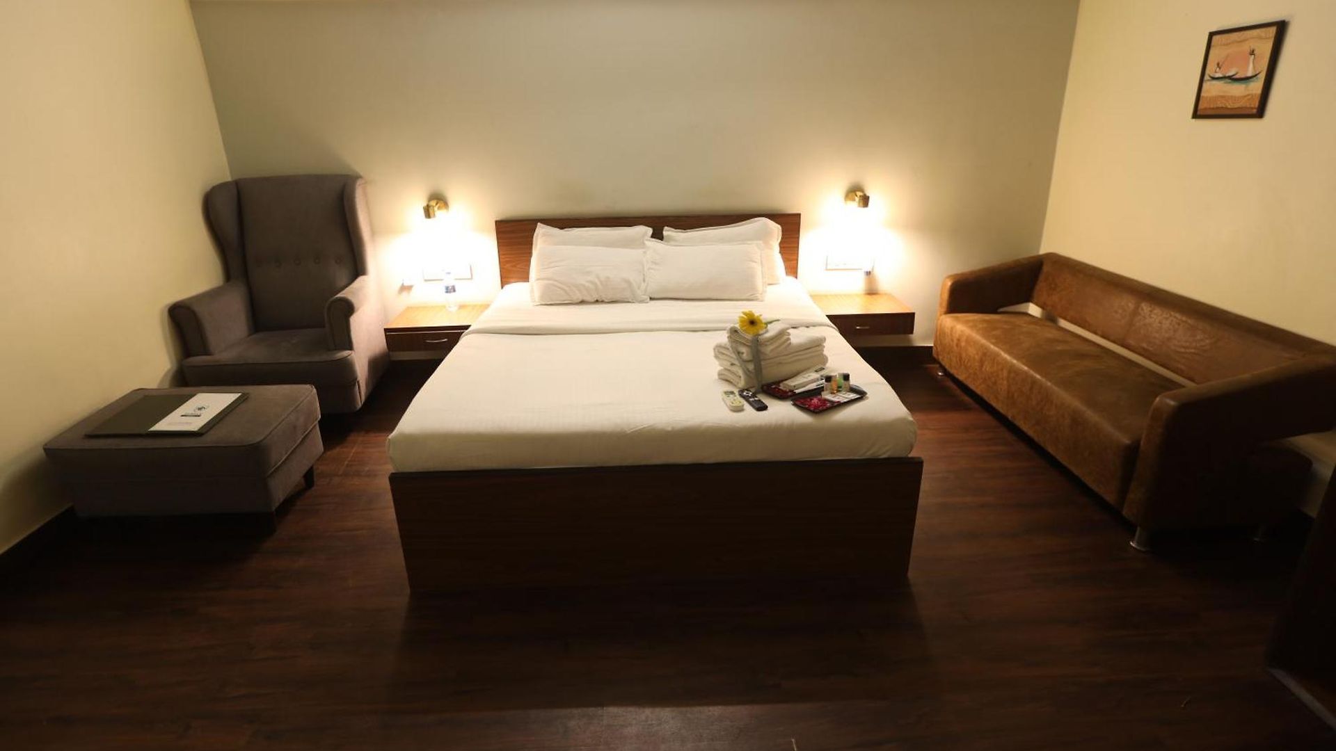 Country By Kempinski And - International Airport