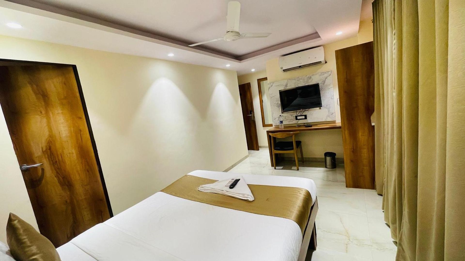 Arma Residency Hotel 2*