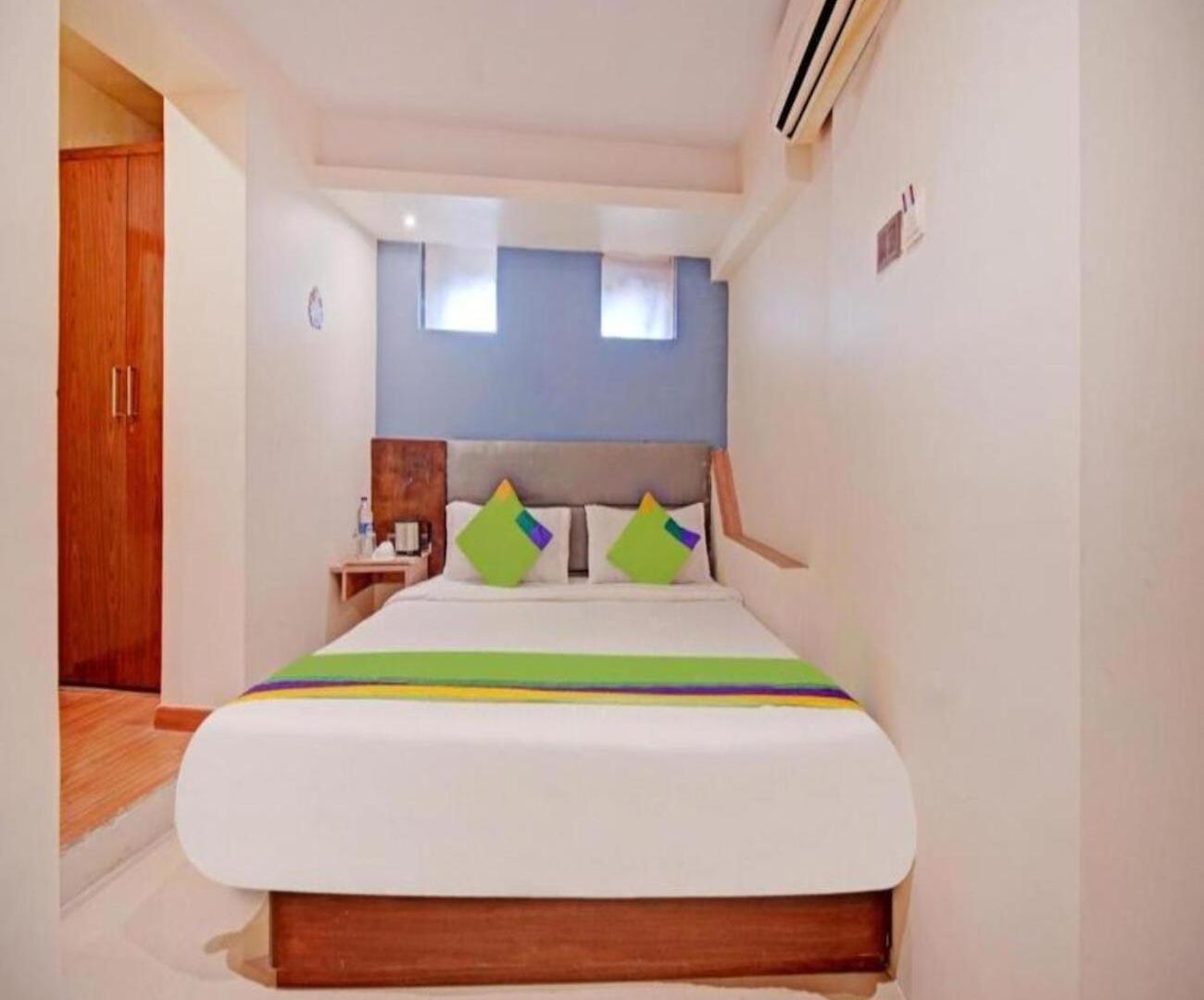 Guest house Glitz The Pacific - Nr Solitaire Corporate Park Mumbai