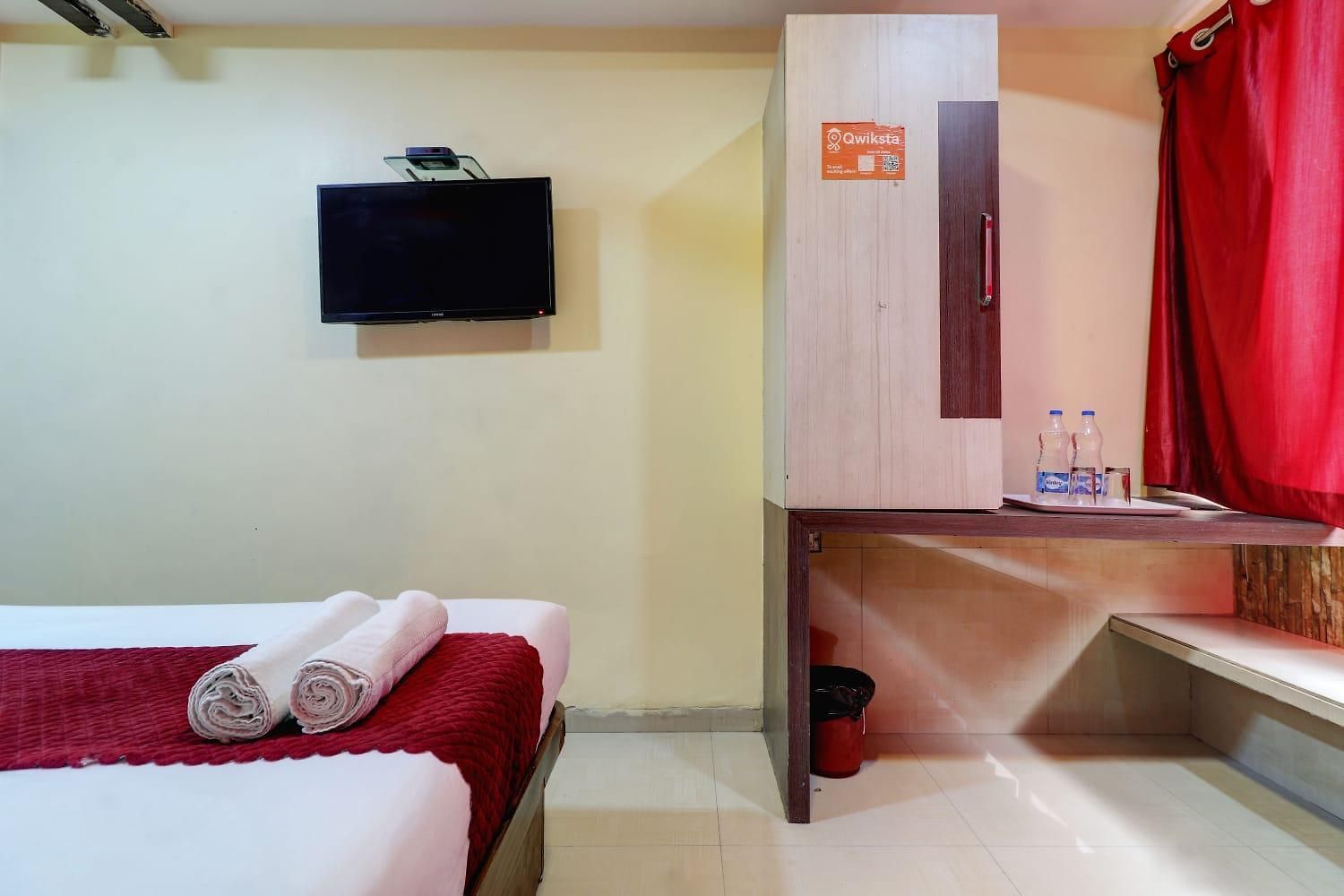 Icon Near T-2 International Airport Guest house 2*