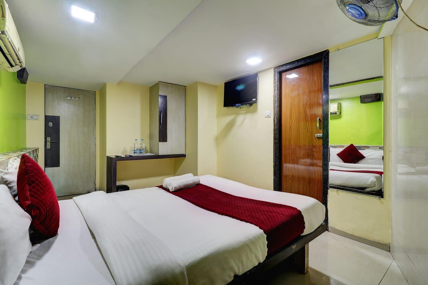 Guest house Icon Near T-2 International Airport