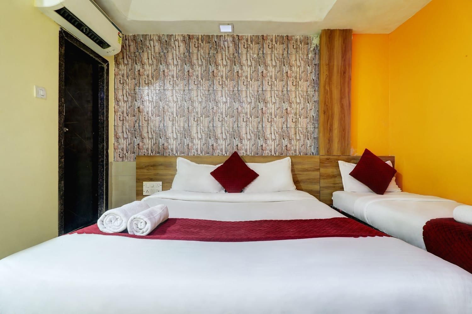 Icon Near T-2 International Airport Guest house 2*