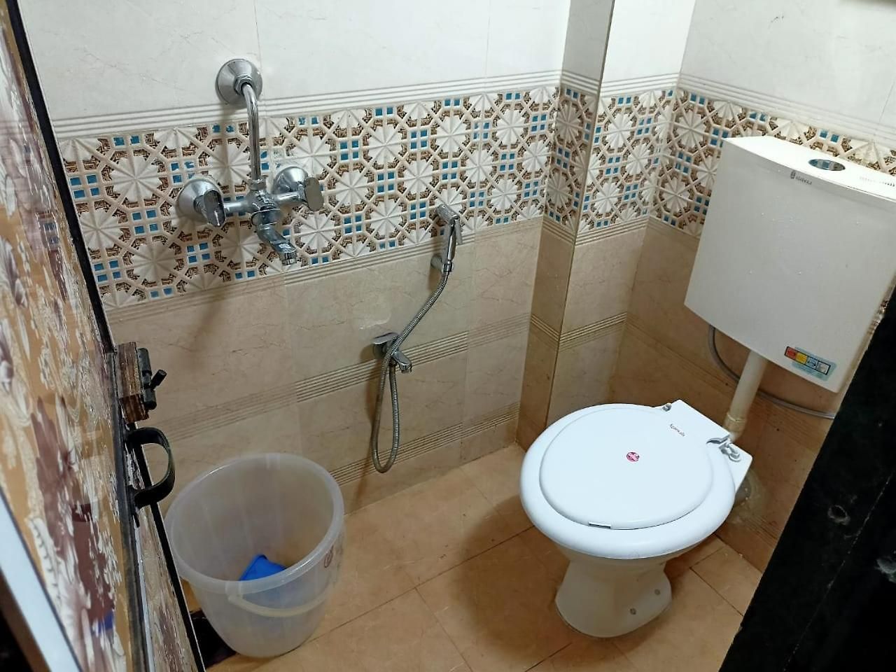 Golden View Guest house Mumbai