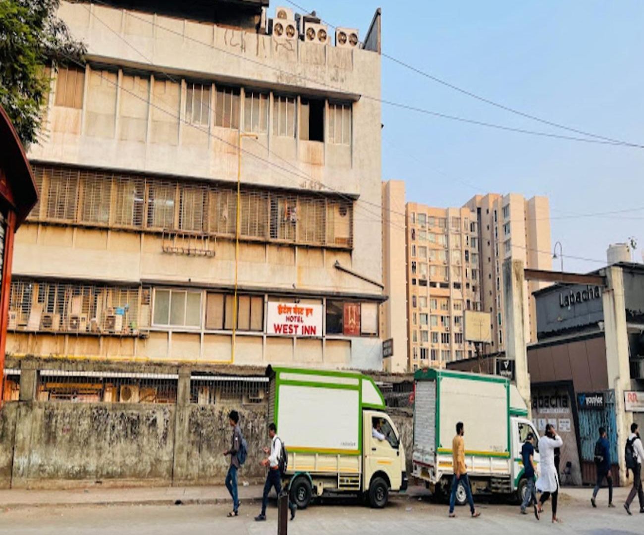 Glitz West - Nr International Airport T2 Guest house Mumbai