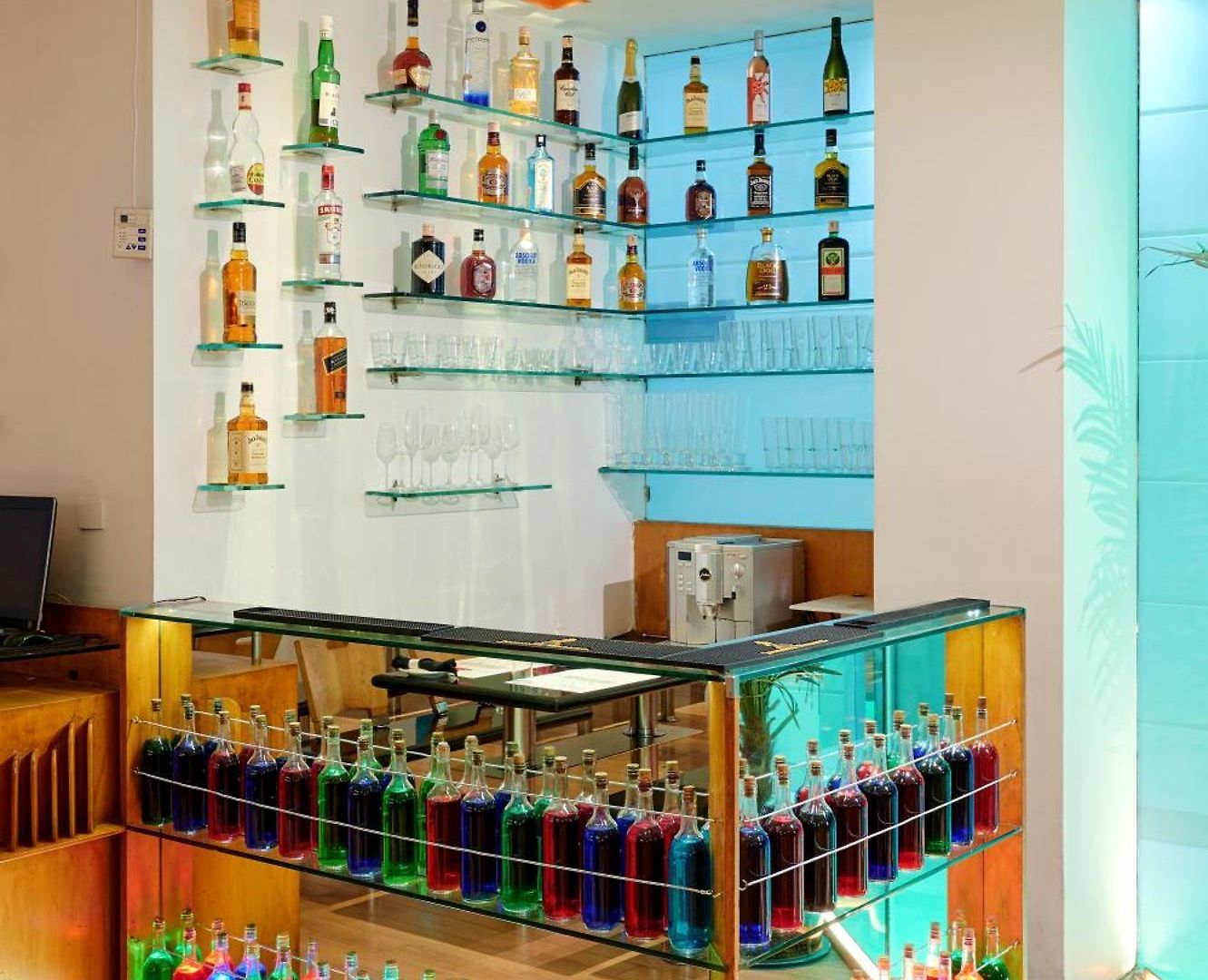 The Gordon House - Near Gateway Of India