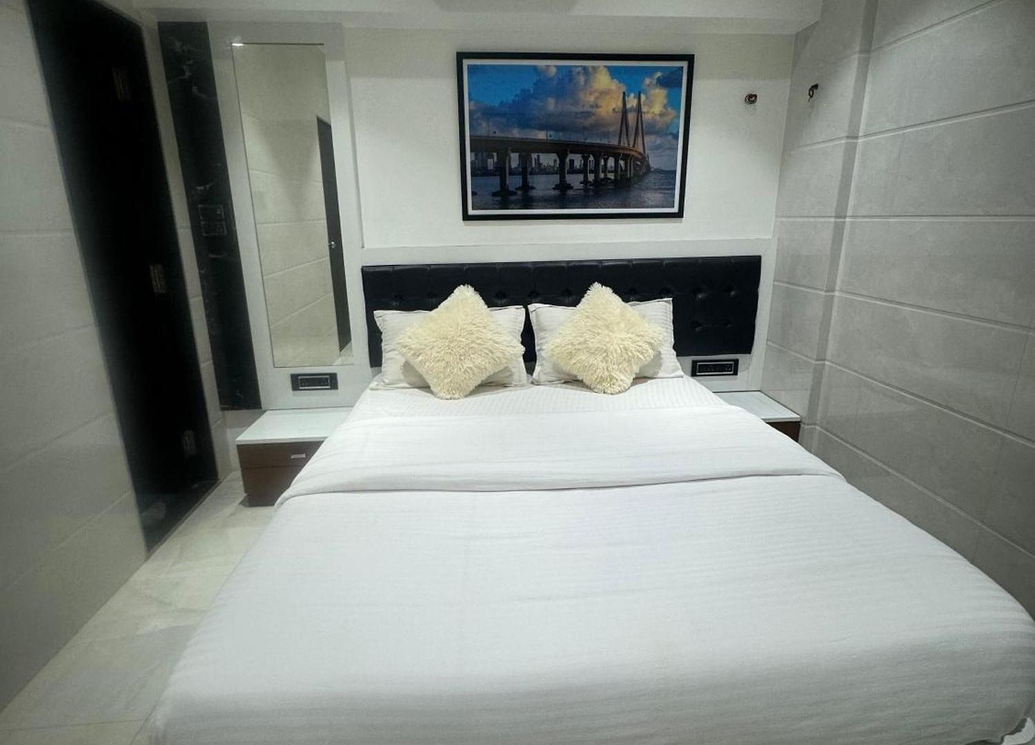 Backpackers Villa Mumbai Hostel Mumbai