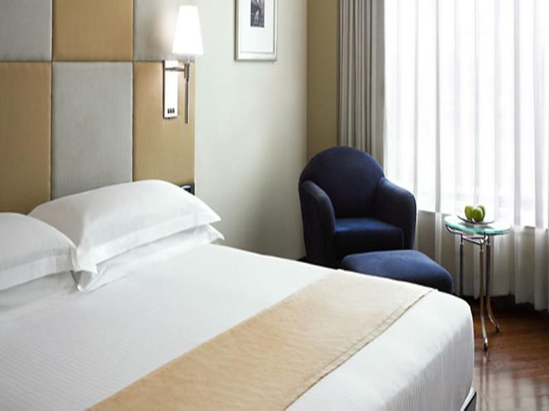 Hotel Hyatt Regency International Airport 5*