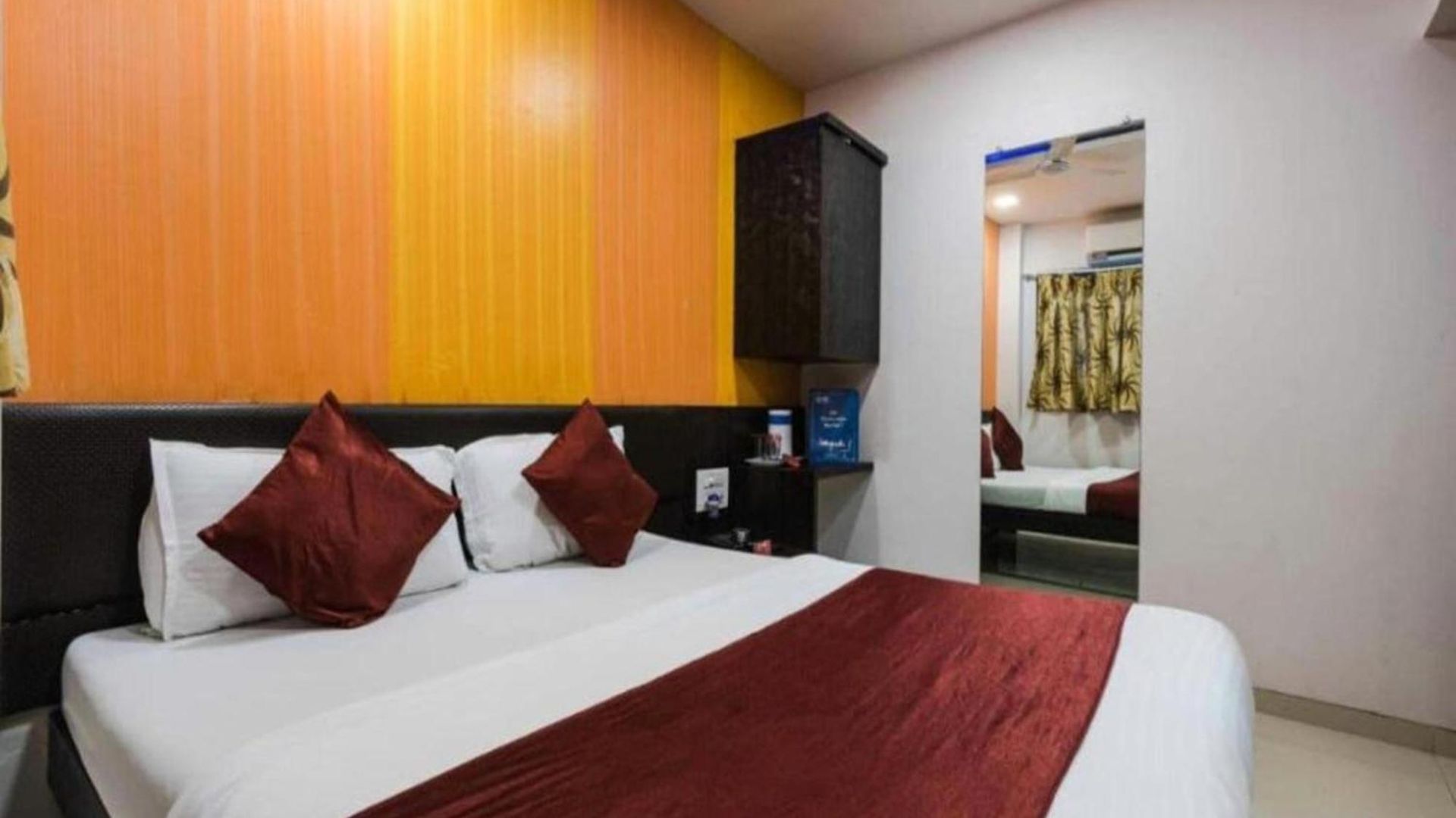 Hotel Golden Sagar - Kurla Hotel