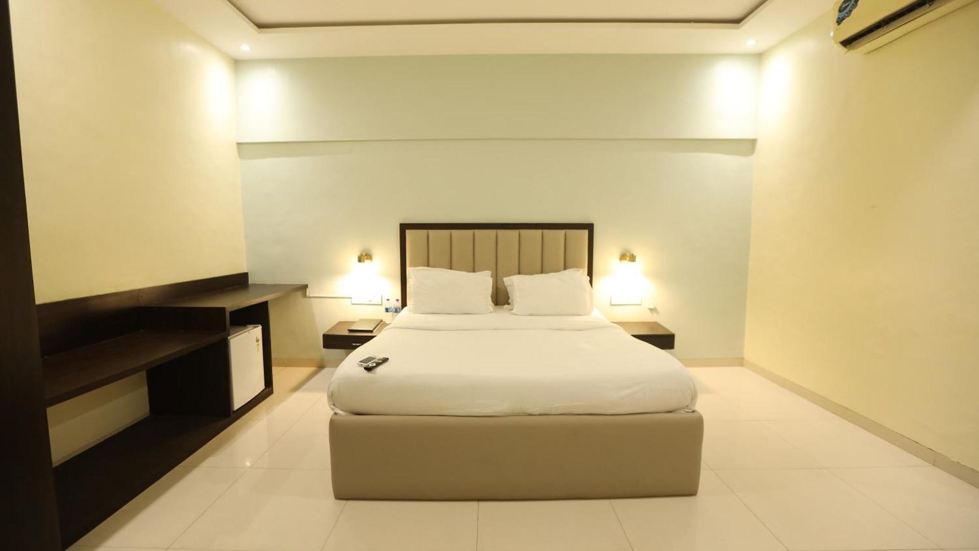 Hotel Country By Kempinski And - International Airport Mumbai