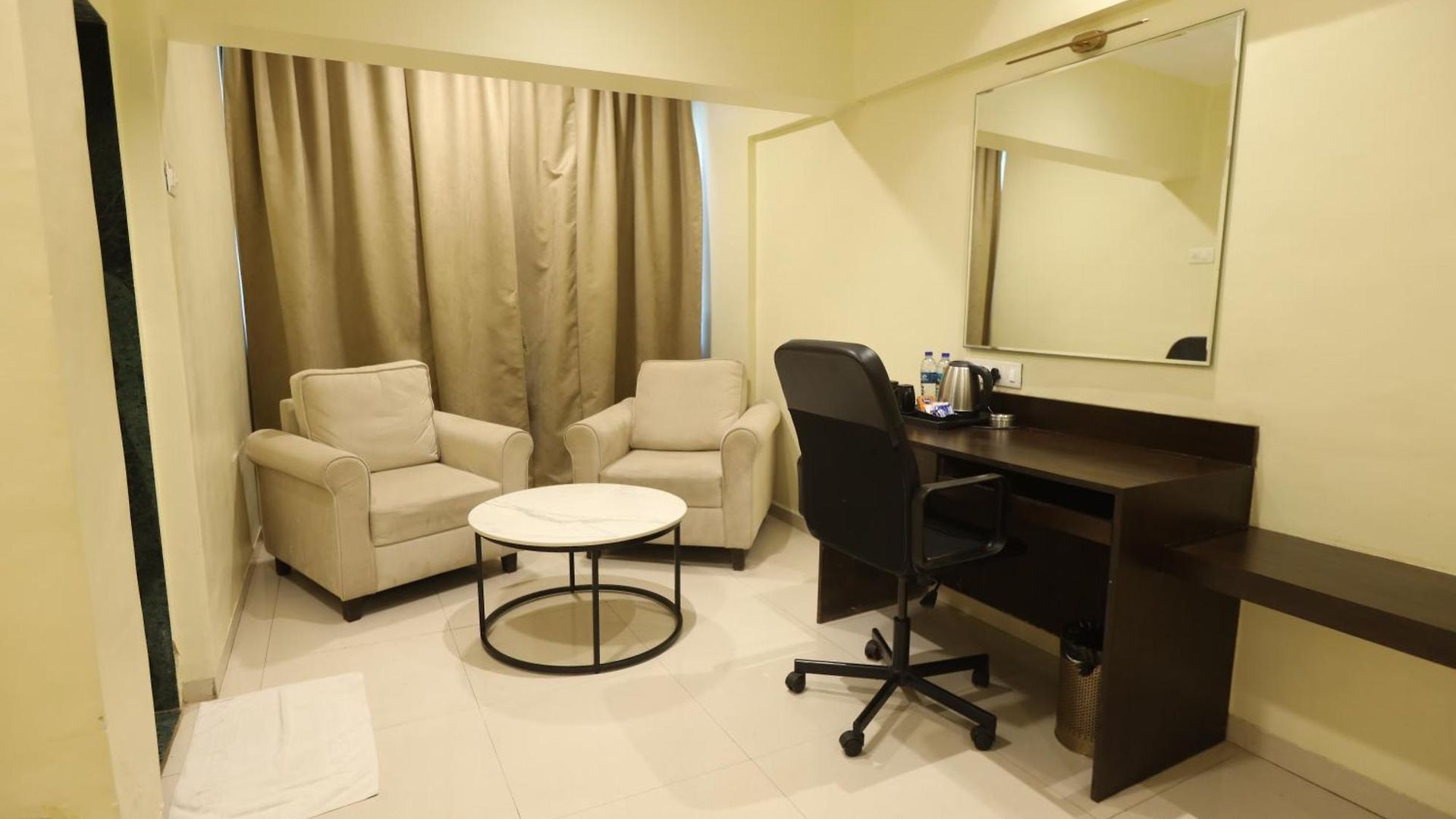 Country By Kempinski And - International Airport Mumbai