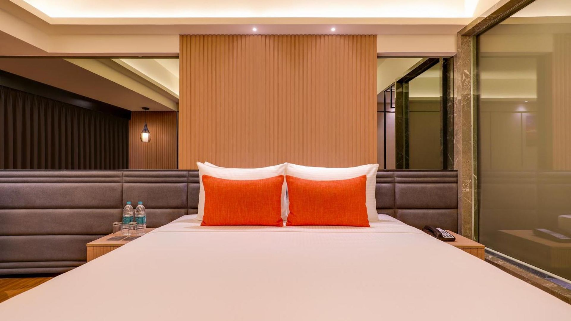 Lemon Tree Premier, Malad, Hotel Mumbai