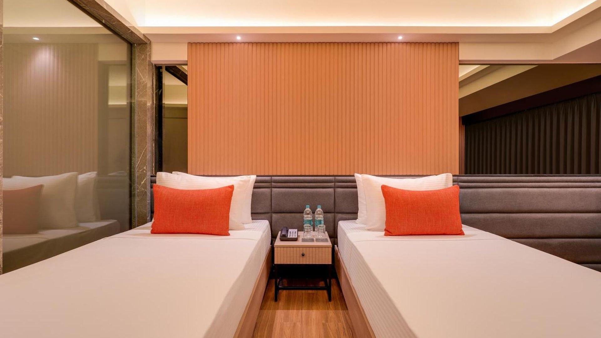 Lemon Tree Premier, Malad, Hotel Mumbai