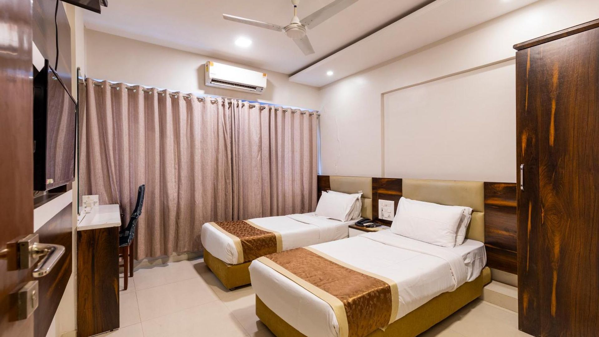 Embassy Park - Bkc