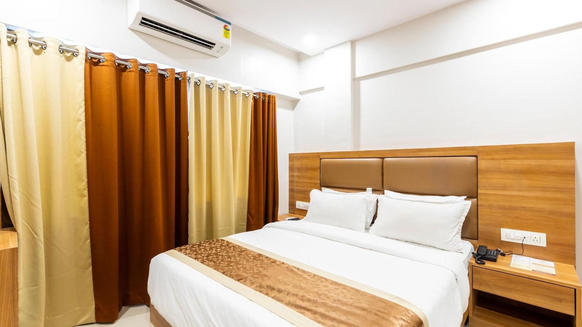 Hotel Embassy Park - Bkc Mumbai