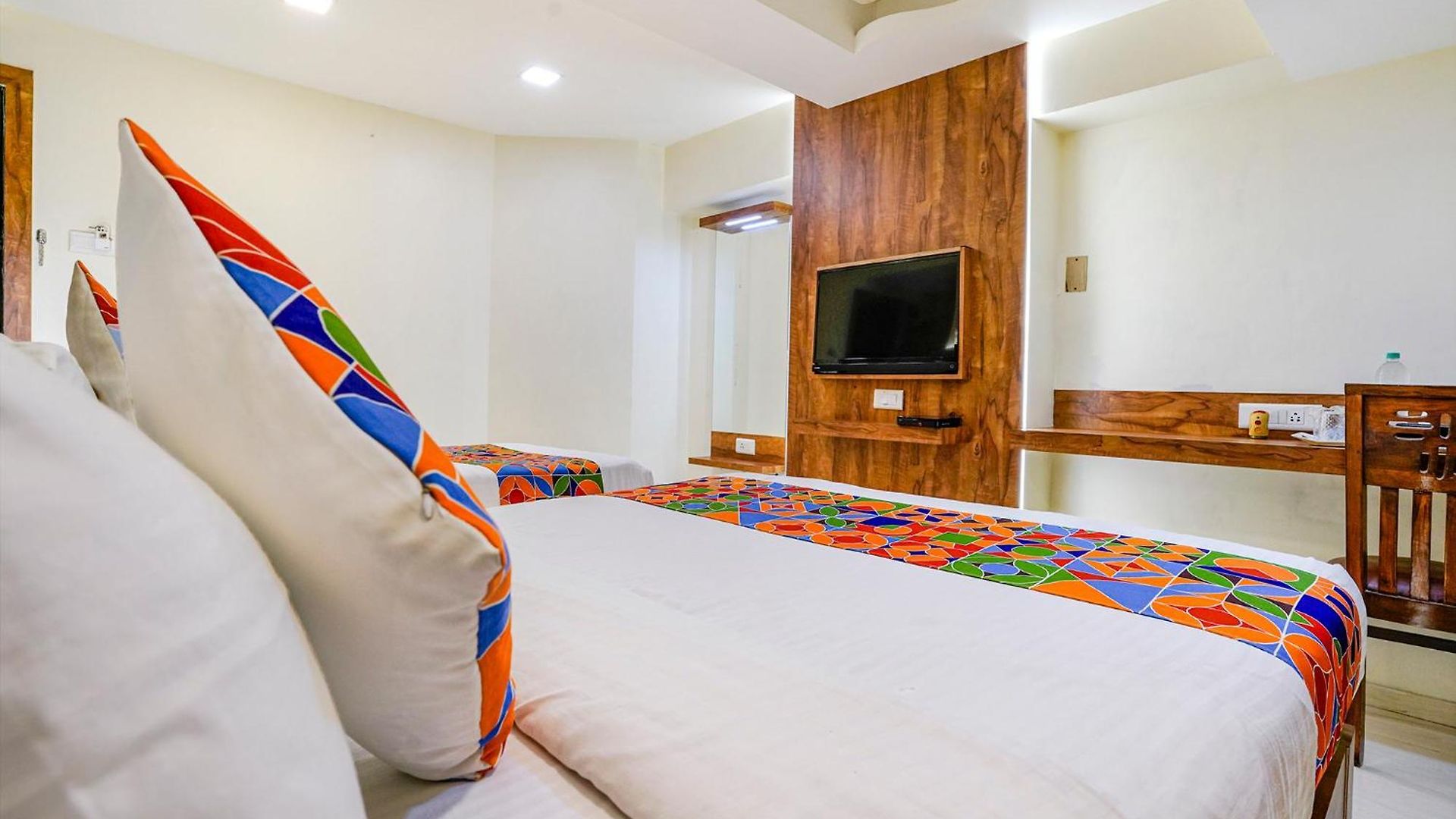 Fabhotel Amber Crop Hotel Mumbai