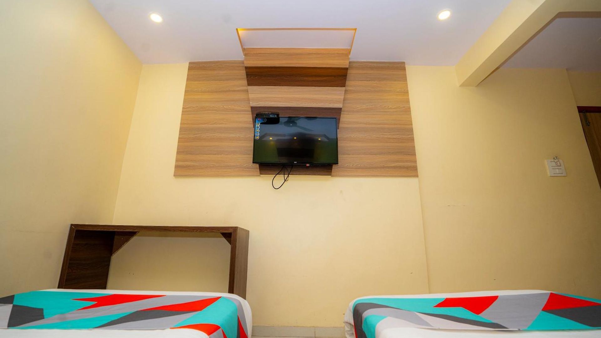 Hotel Hill Park Mumbai