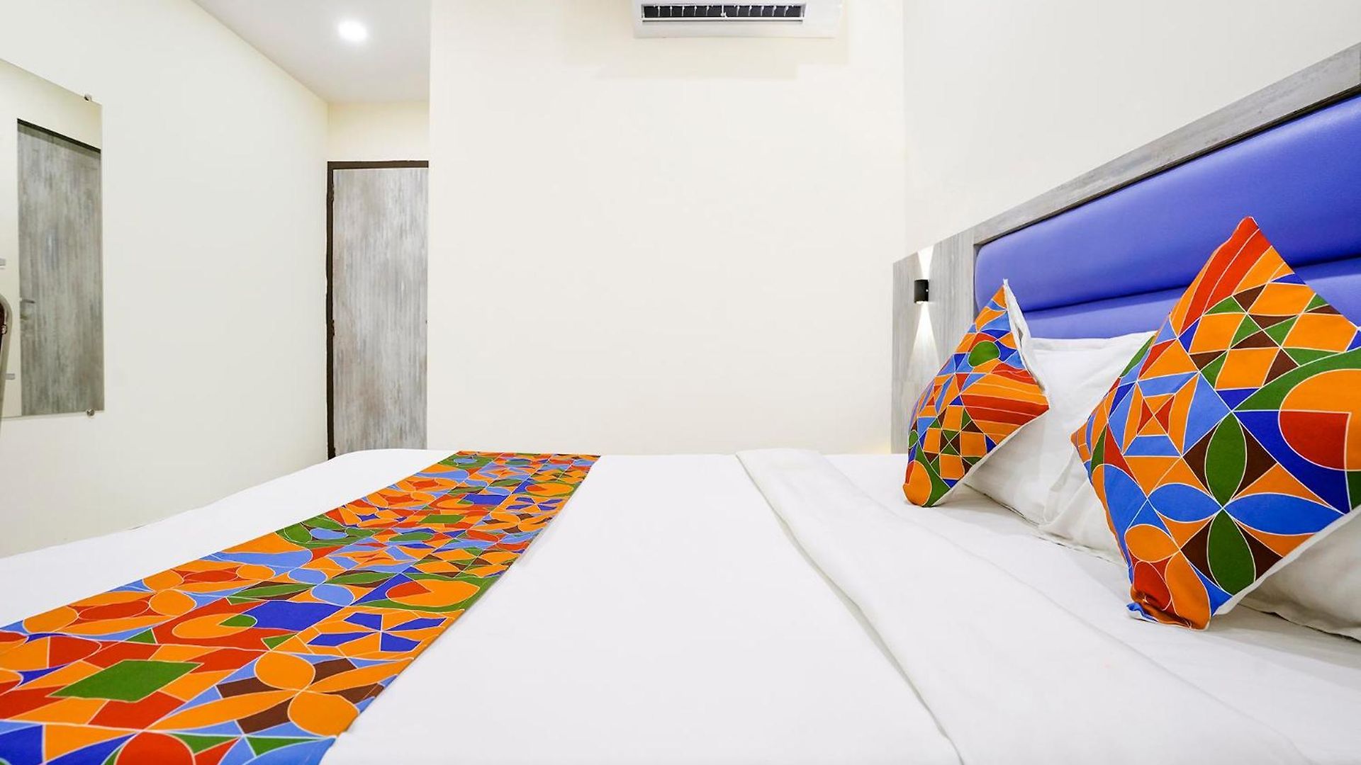 Hotel Fabhotel Good Luck Residency 3*