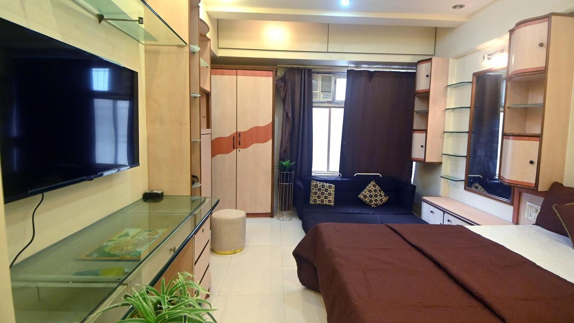 Cosy In Sobo Apartment Mumbai