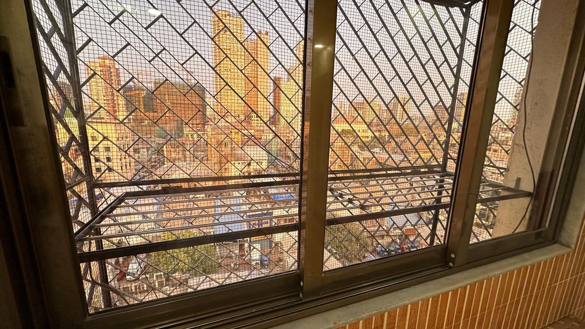 Shk Murtaza Tulearwala Apartment Mumbai