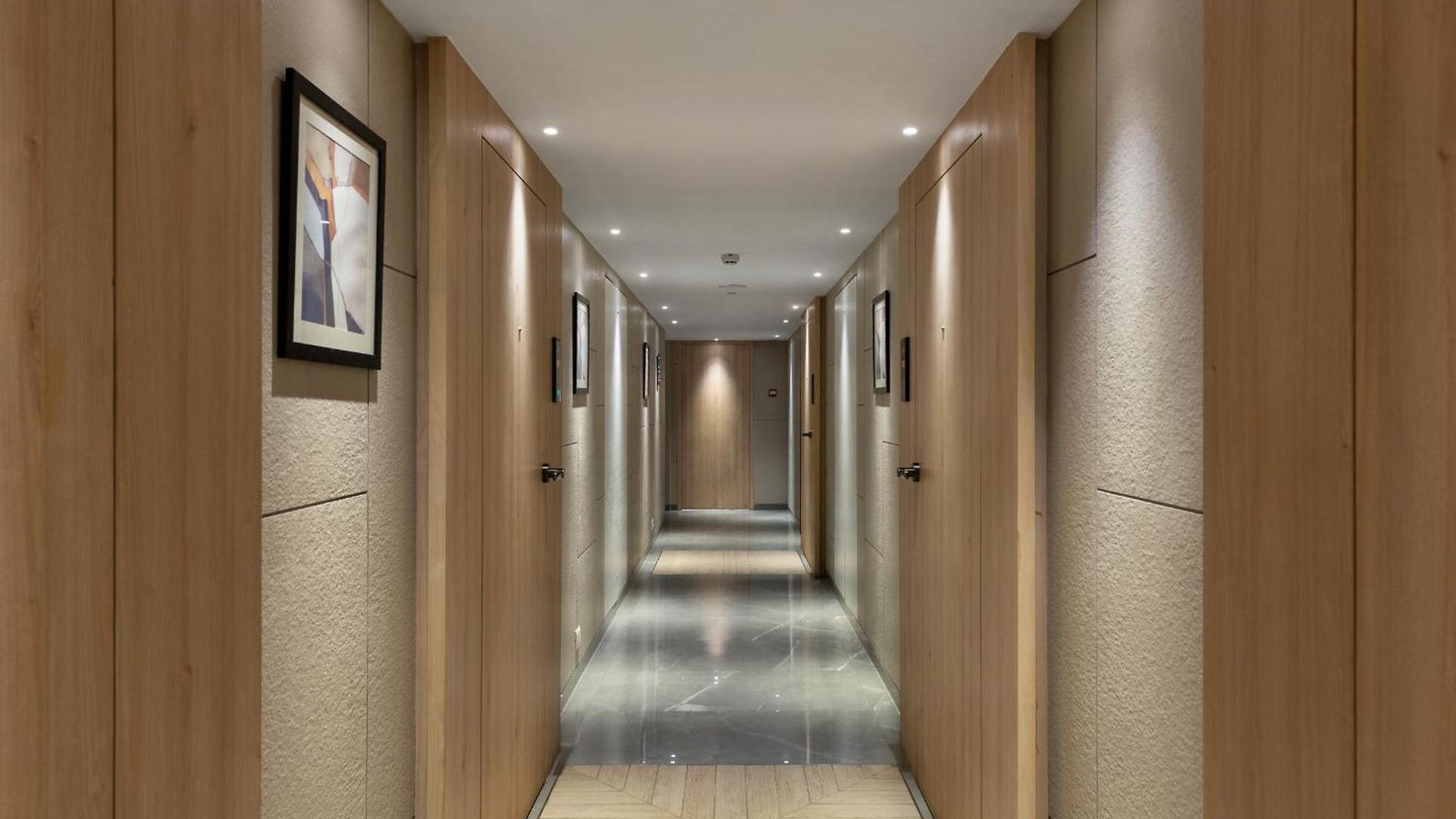 Hotel Suncity Residency