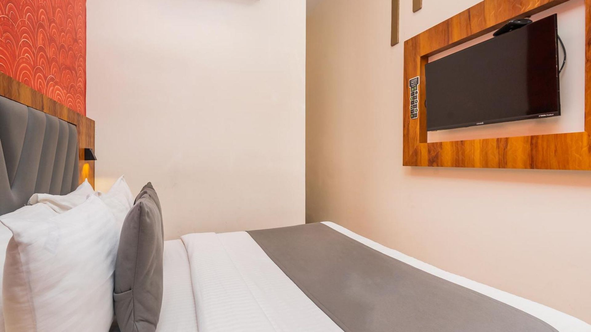Priceless Exhibition Centre Goregaon West Hotel 2*