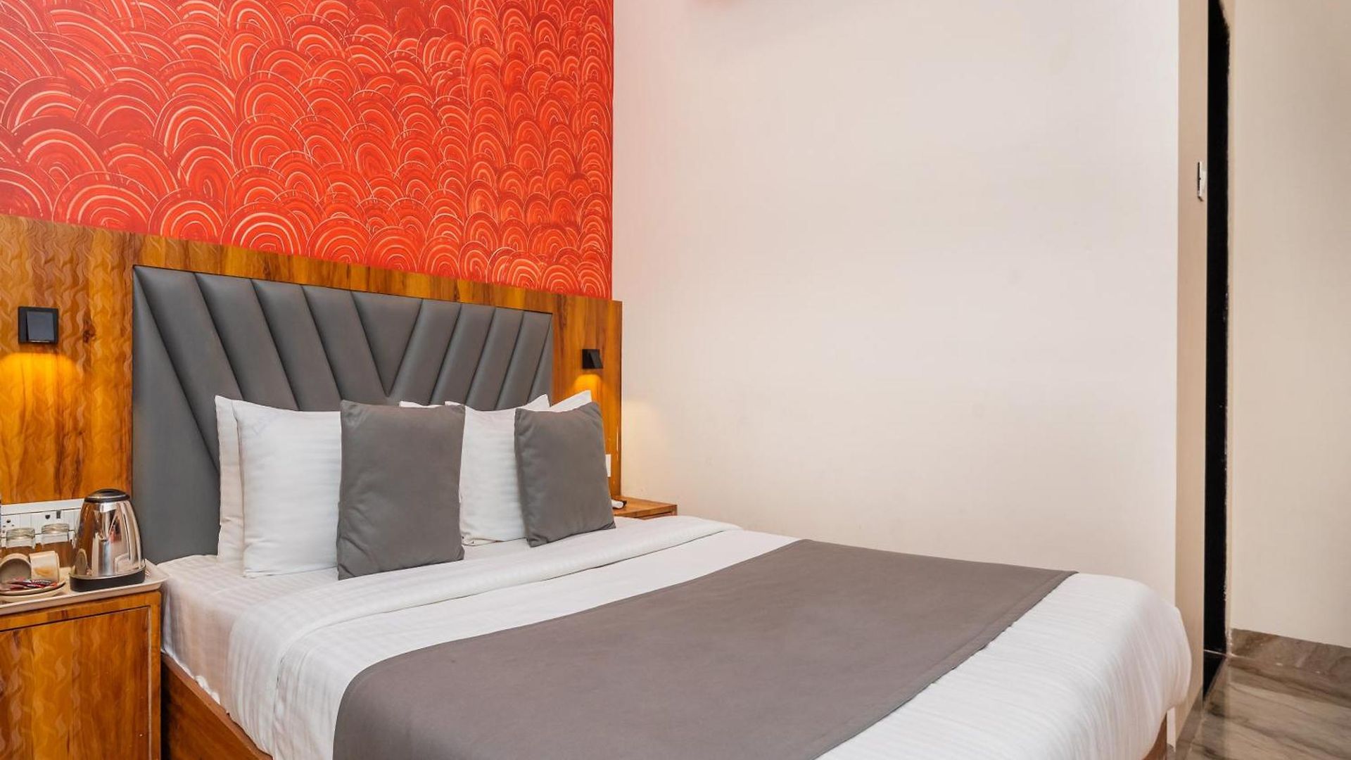 Priceless Exhibition Centre Goregaon West Hotel