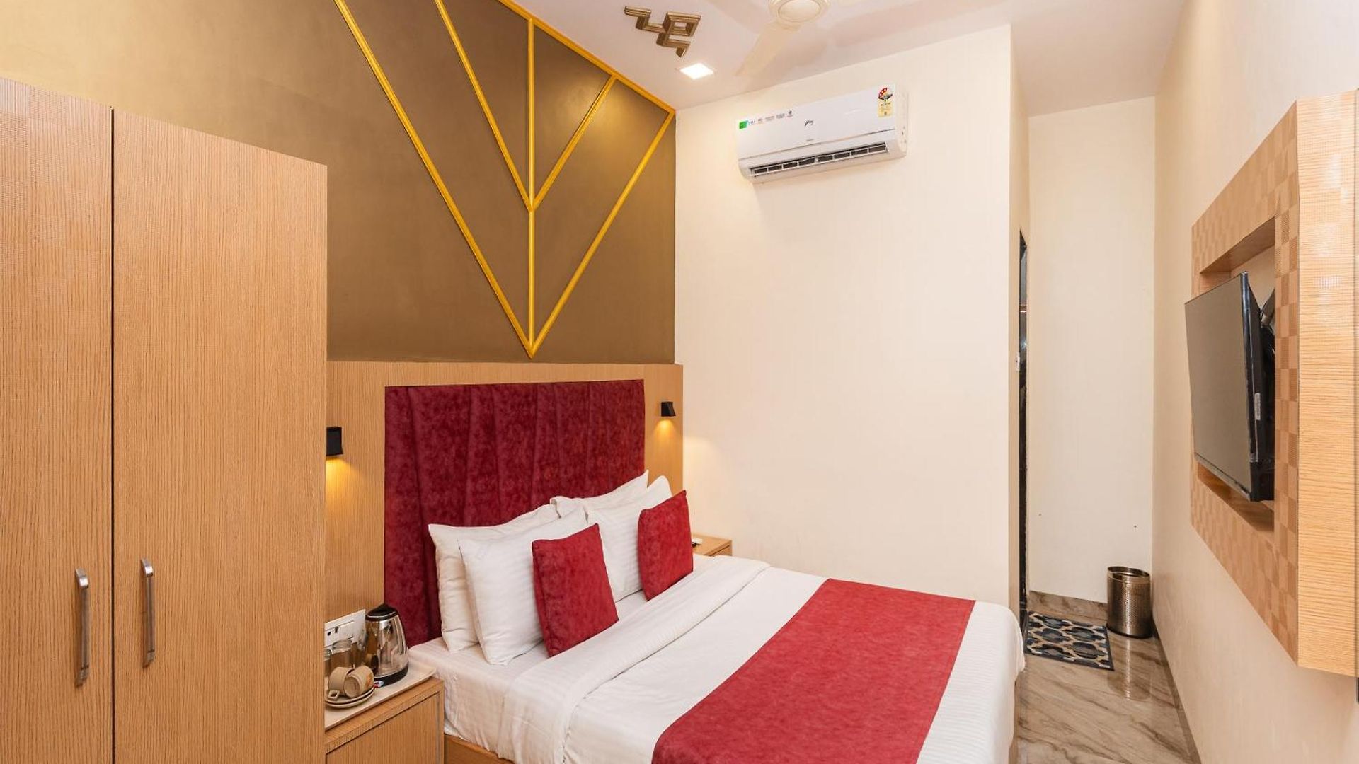 Priceless Exhibition Centre Goregaon West Mumbai