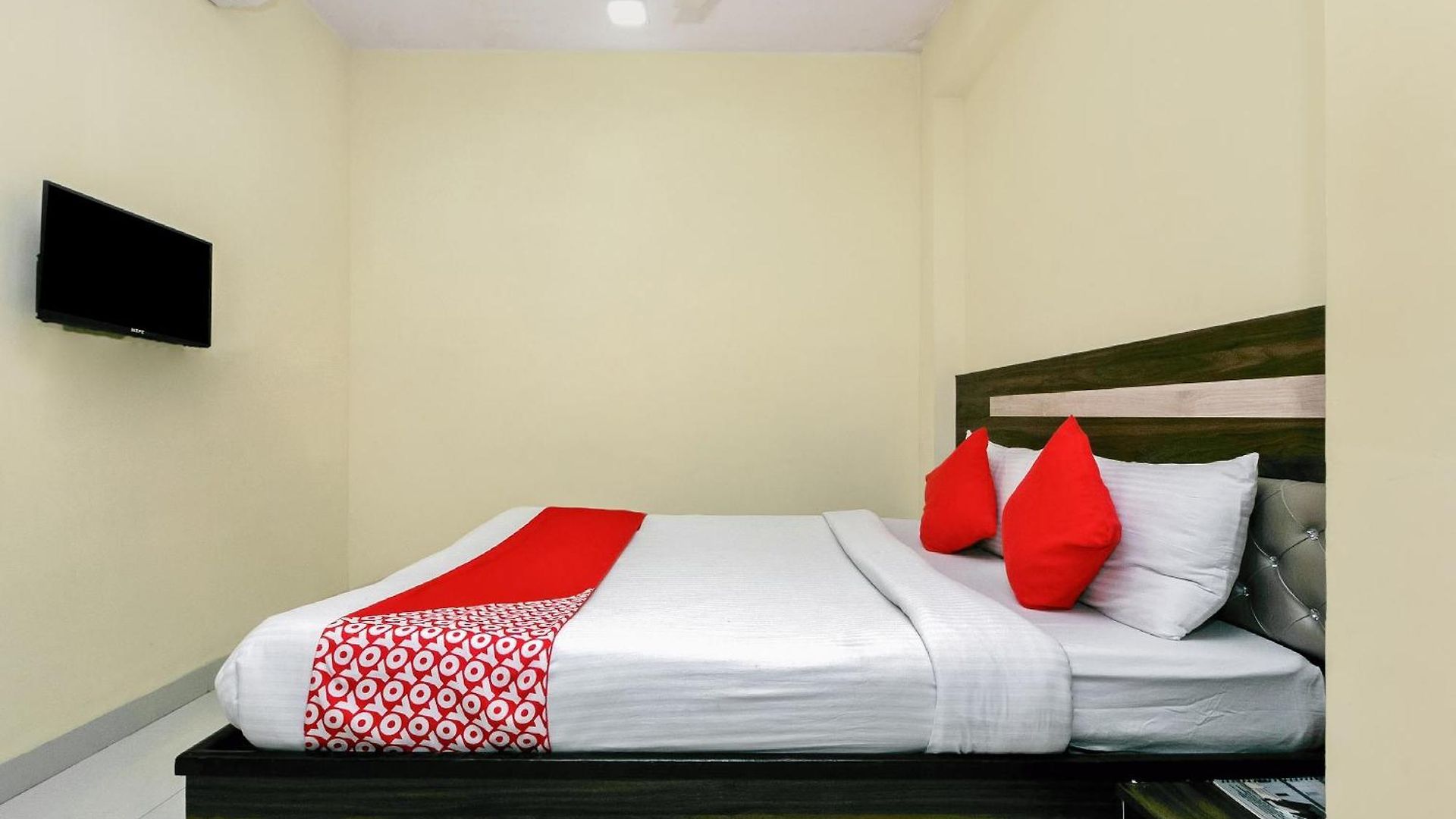 Oyo 23656 Parimeet 3* Mumbai