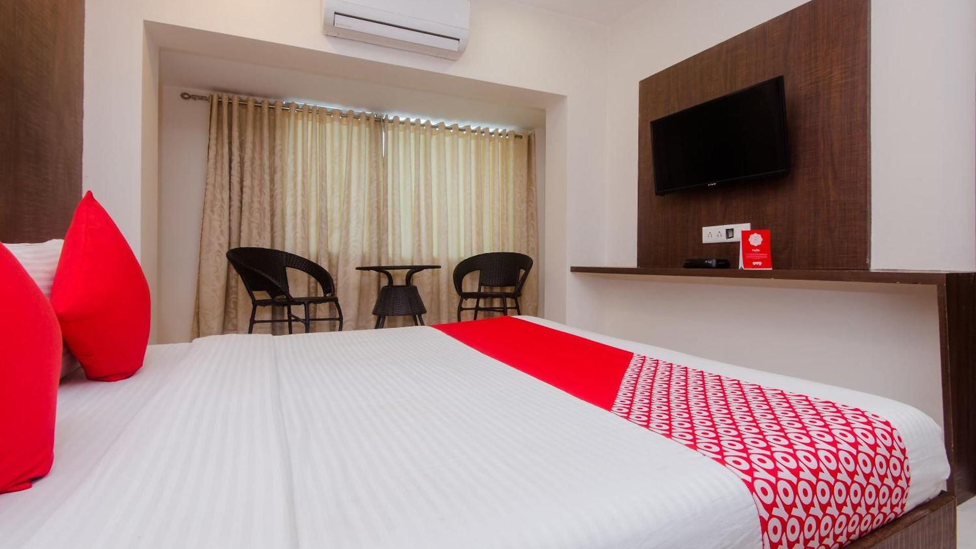O Alfa Grand Near Chhatrapati Shivaji International Airport