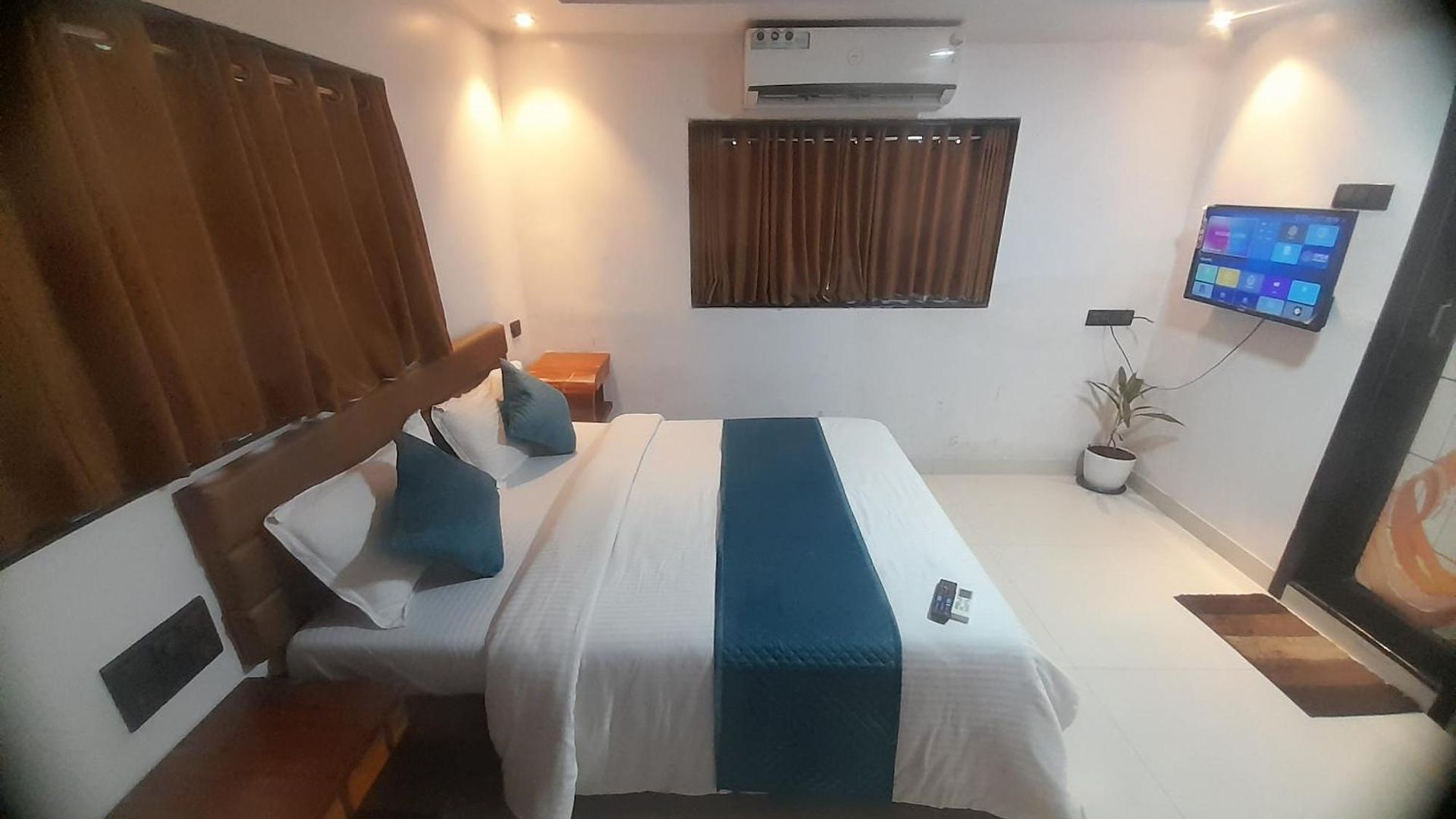 Agrawal Bhavan Couples Friendly For Indians