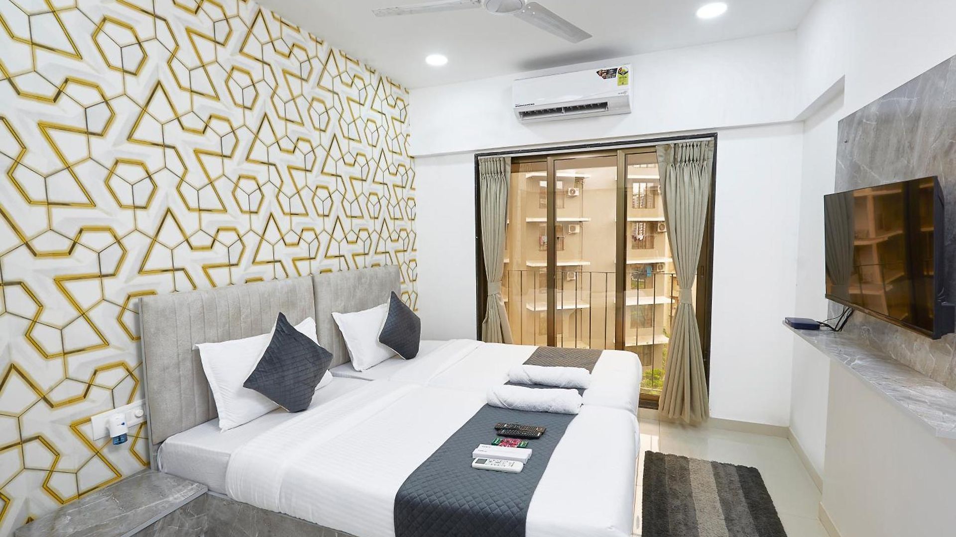 Astha Powai Service Homestay *