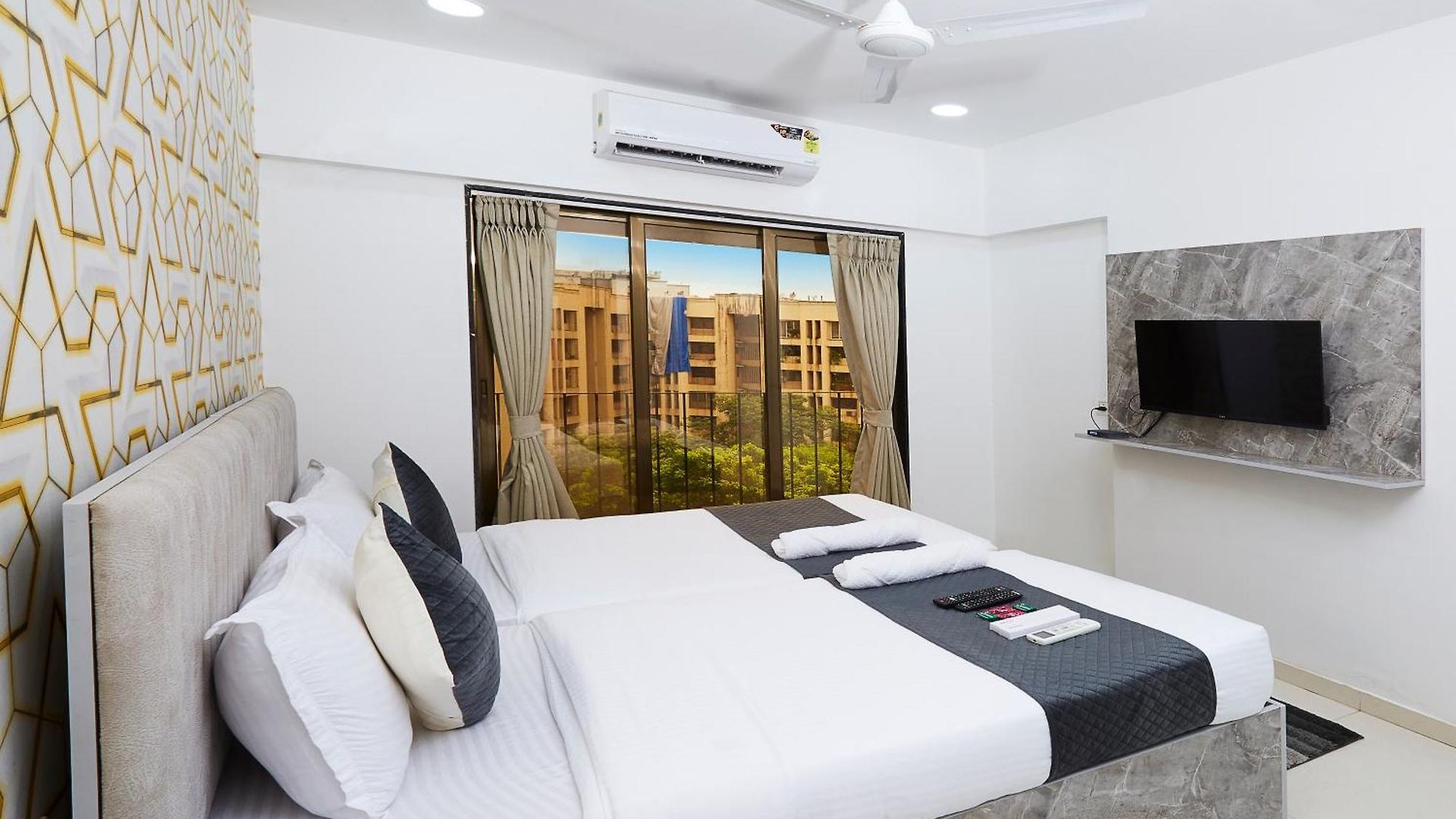 Astha Powai Service Homestay Mumbai