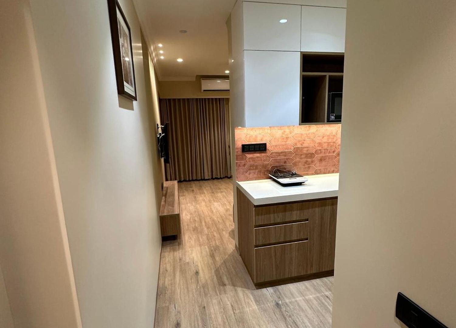 Apartment Rudraya Homes - Cozy Premium Serviced Khar - Next To Bandra Mumbai