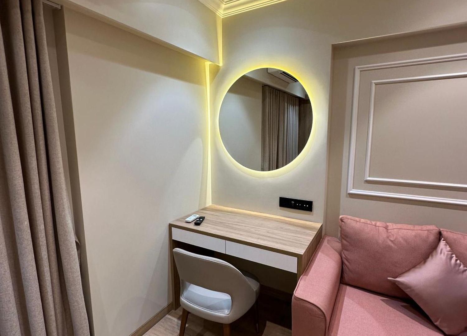 Rudraya Homes - Cozy Premium Serviced Khar - Next To Bandra