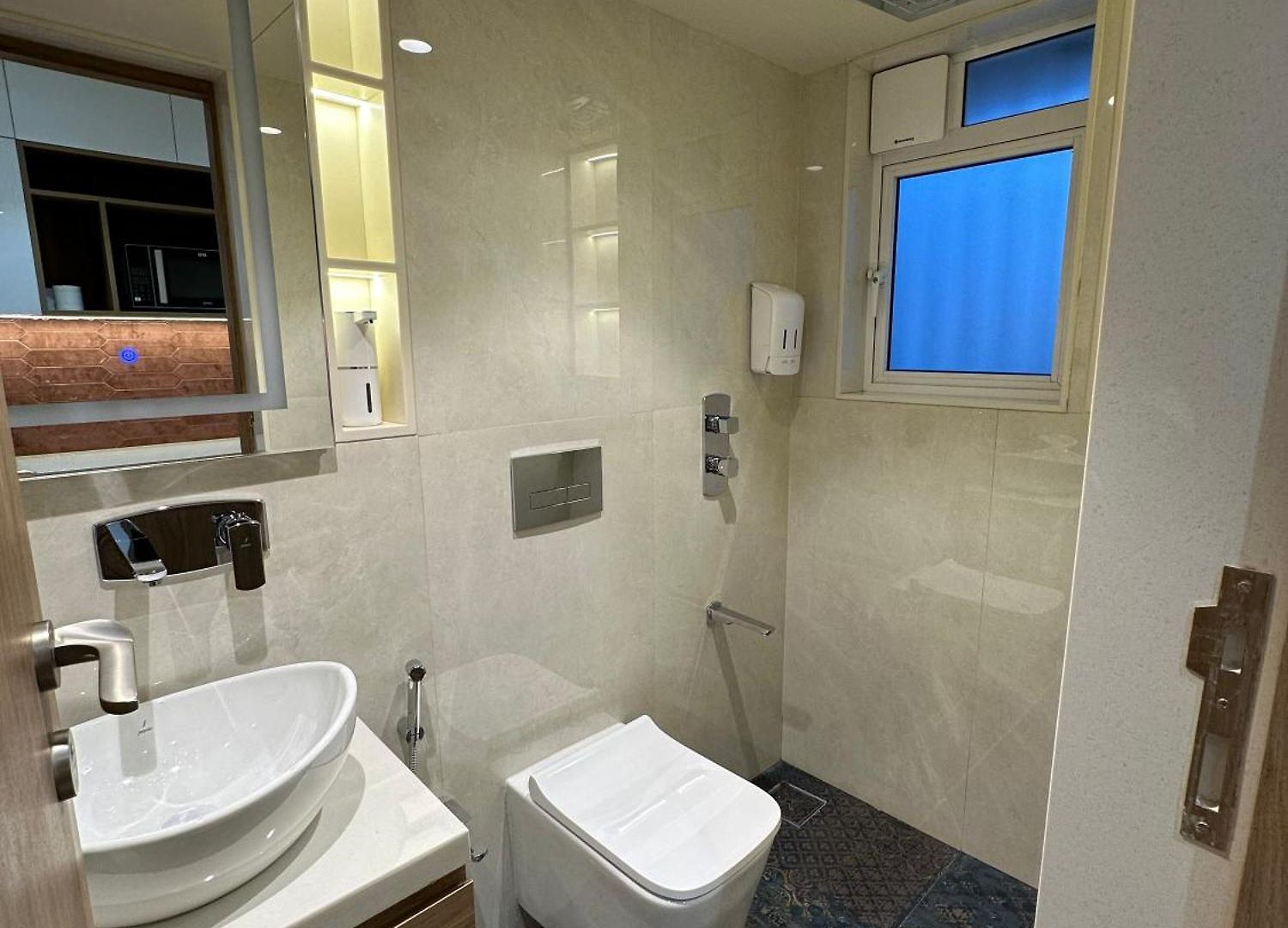 Rudraya Homes - Cozy Premium Serviced Khar - Next To Bandra * Mumbai