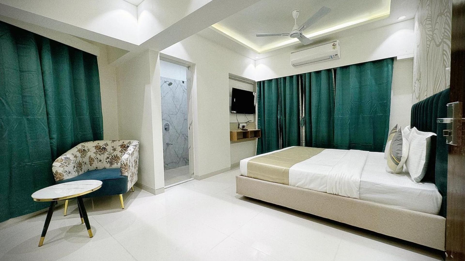 The Orion - Premium * Mumbai